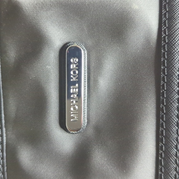 Michael Kors tote NWOT - Picture 2 of 9